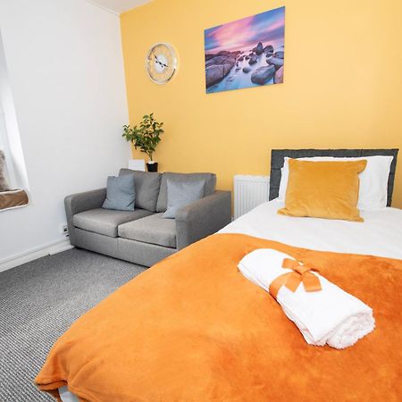 Versatile Cozy & Spacious Comfort Hull Apartments Kingston upon Hull Exterior foto