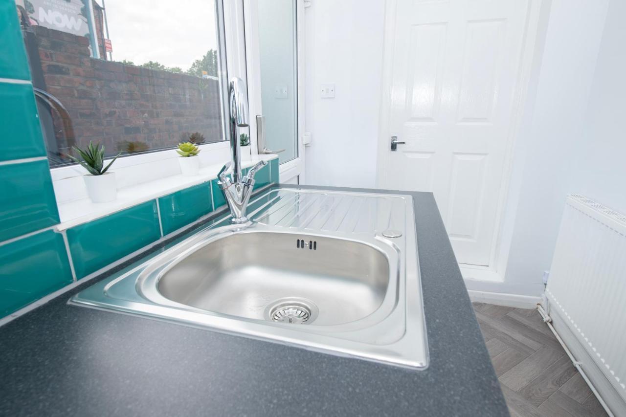 Versatile Cozy & Spacious Comfort Hull Apartments Kingston upon Hull Exterior foto
